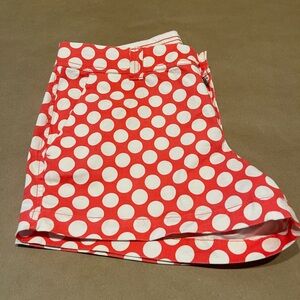 Old Navy Perfect Short Size 8 - Coral with White Polka Dots